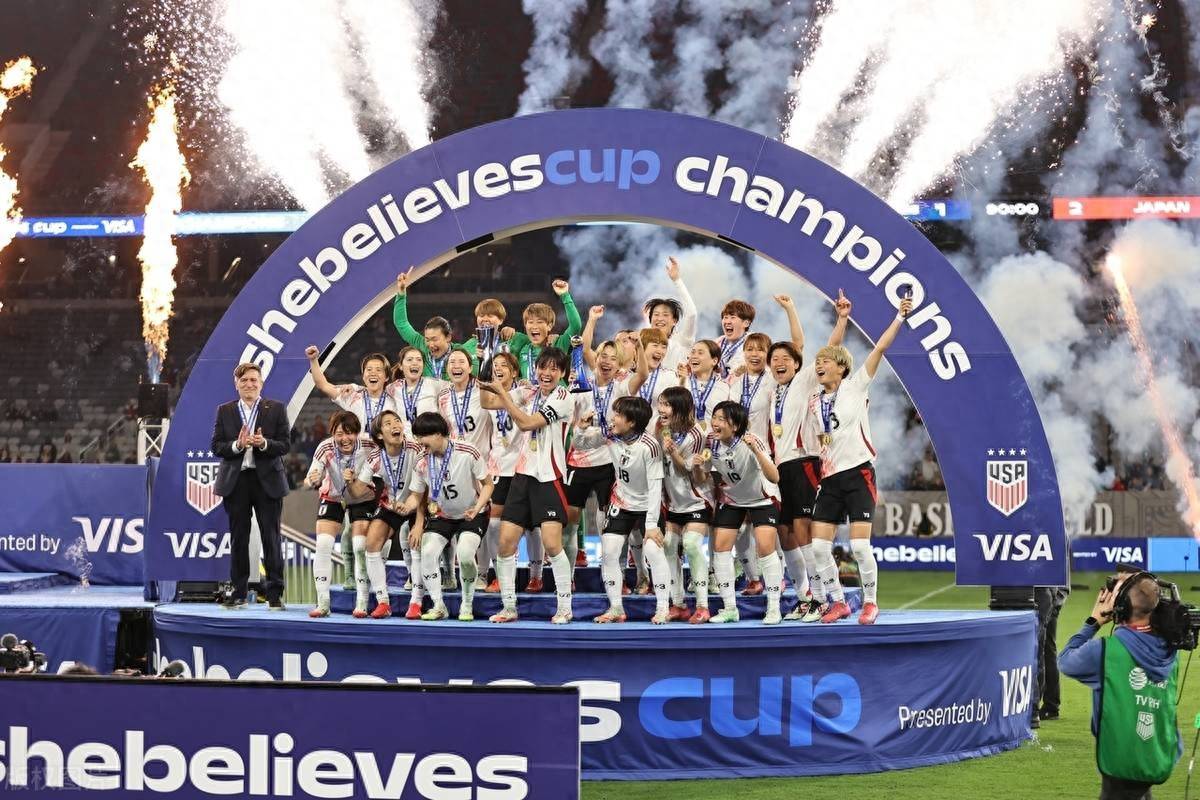 欧洲女足冠军赛激情上演 欧洲女足冠军赛激情上演