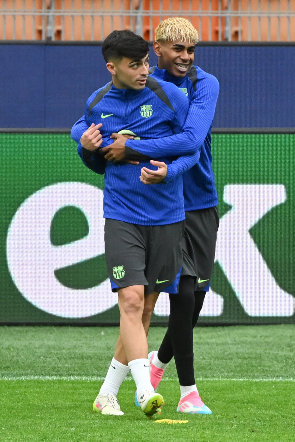 足球联赛升级赛开打,球队全力备战 足球联赛升级赛开打,球队全力备战