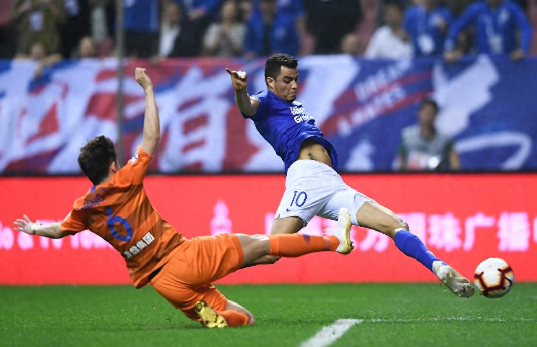 包含申花新援表现抢眼,助球队连续两轮取得胜利的词条 包含申花新援表现抢眼,助球队连续两轮取得胜利的词条