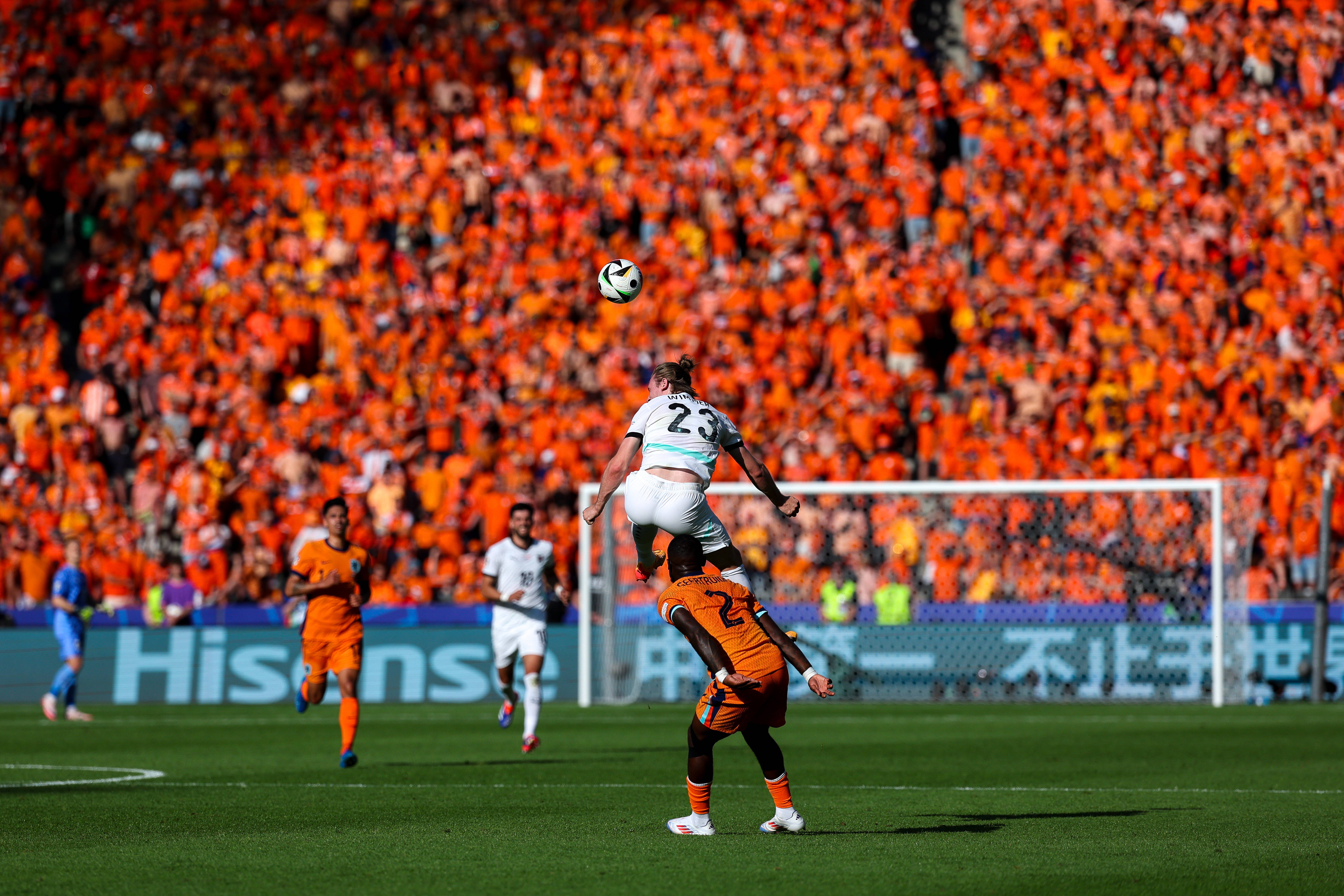 关于欧预赛比赛精彩瞬间回顾,球队实力碰撞激烈对决的信息 关于欧预赛比赛精彩瞬间回顾,球队实力碰撞激烈对决的信息