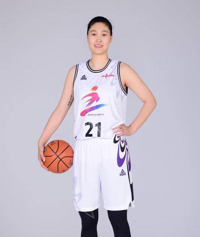 河南女篮逆袭夺冠，逐梦篮球之巅