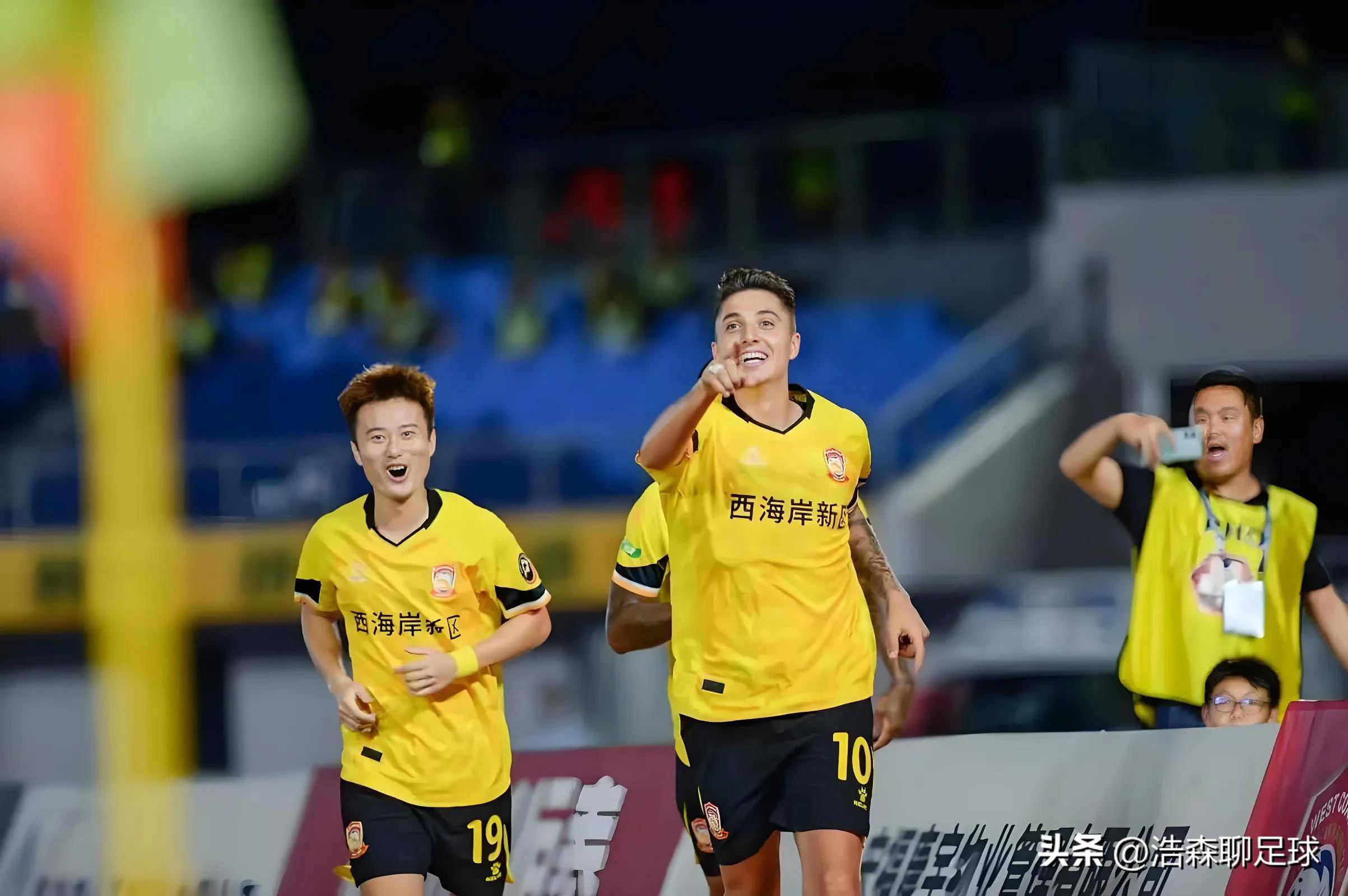 包含青岛黄海主场大胜，进入升班马保级集团，表现稳定！的词条