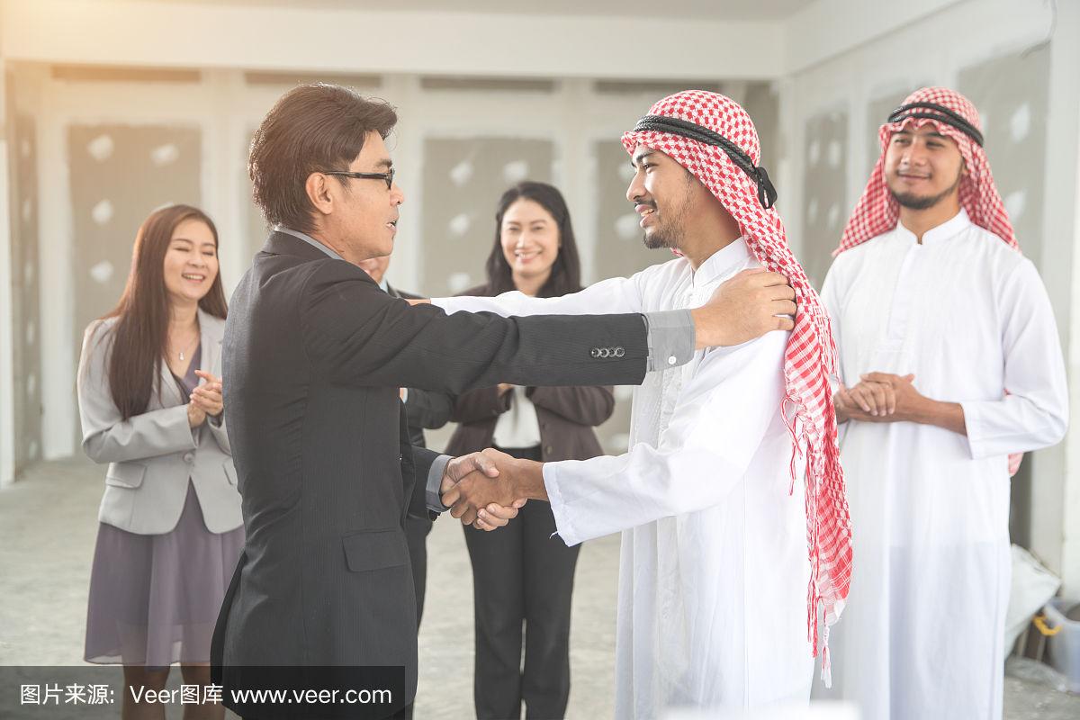 沙特阿拉伯女篮备战亚锦赛,展现团队默契的简单介绍 沙特阿拉伯女篮备战亚锦赛,展现团队默契的简单介绍