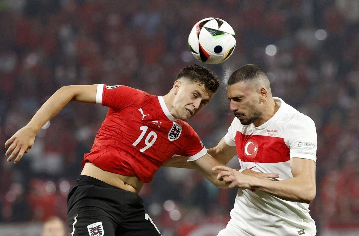 荷兰队客场挑战土耳其队志在必得的简单介绍